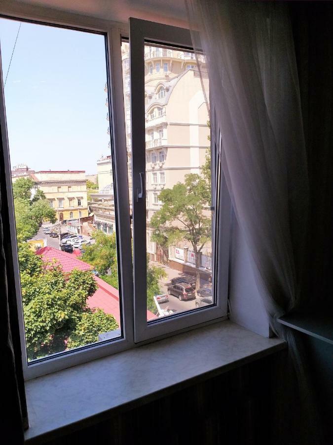 Апартаменты В Центре У Моря. Odessa Esterno foto